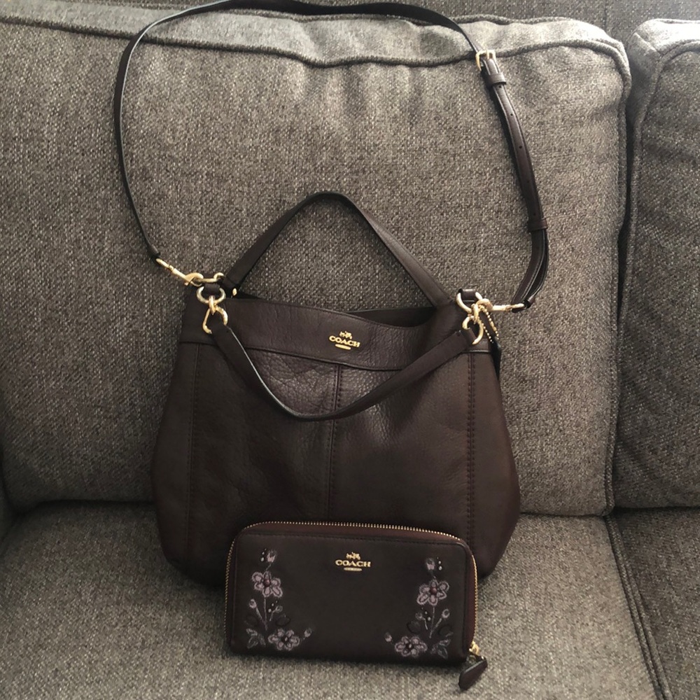 Coach leather pocket book and matching wallet